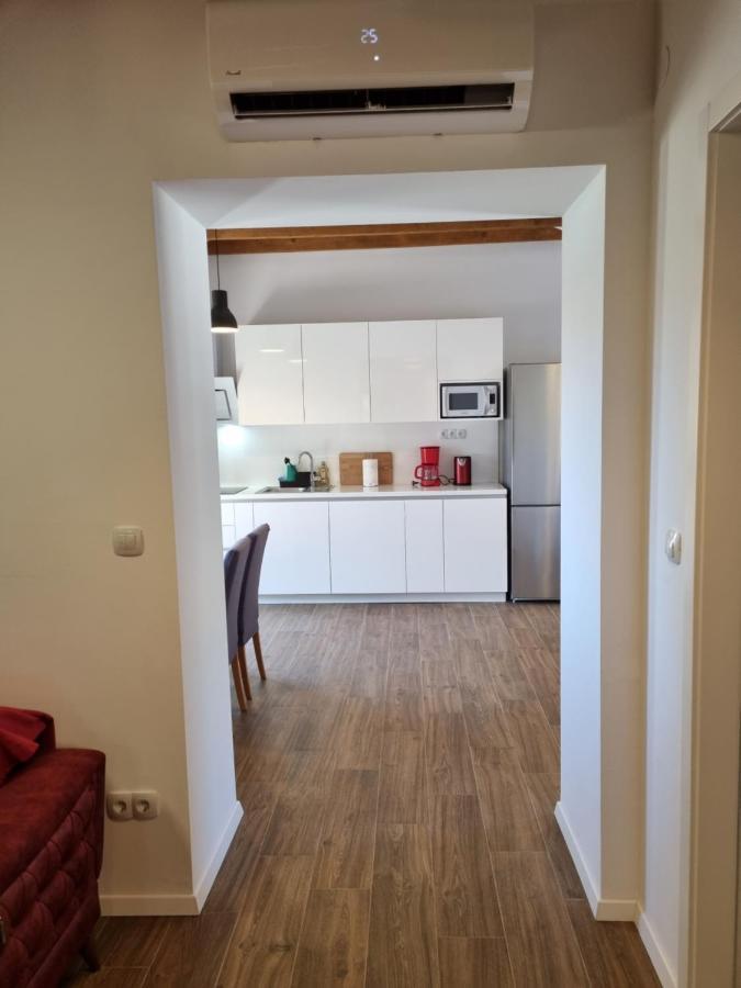Apartments Jungic, Rab Banjol ภายนอก รูปภาพ