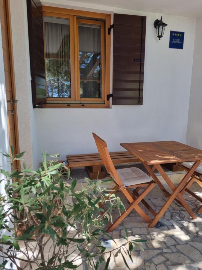 Apartments Jungic, Rab Banjol ภายนอก รูปภาพ